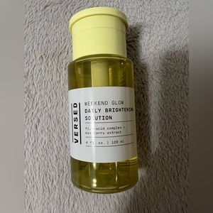 VERSED. Weekend Glow Daily Brightening Solution. 4 fl. oz. / 120 ml